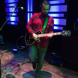 Meet your Posher, Carlos